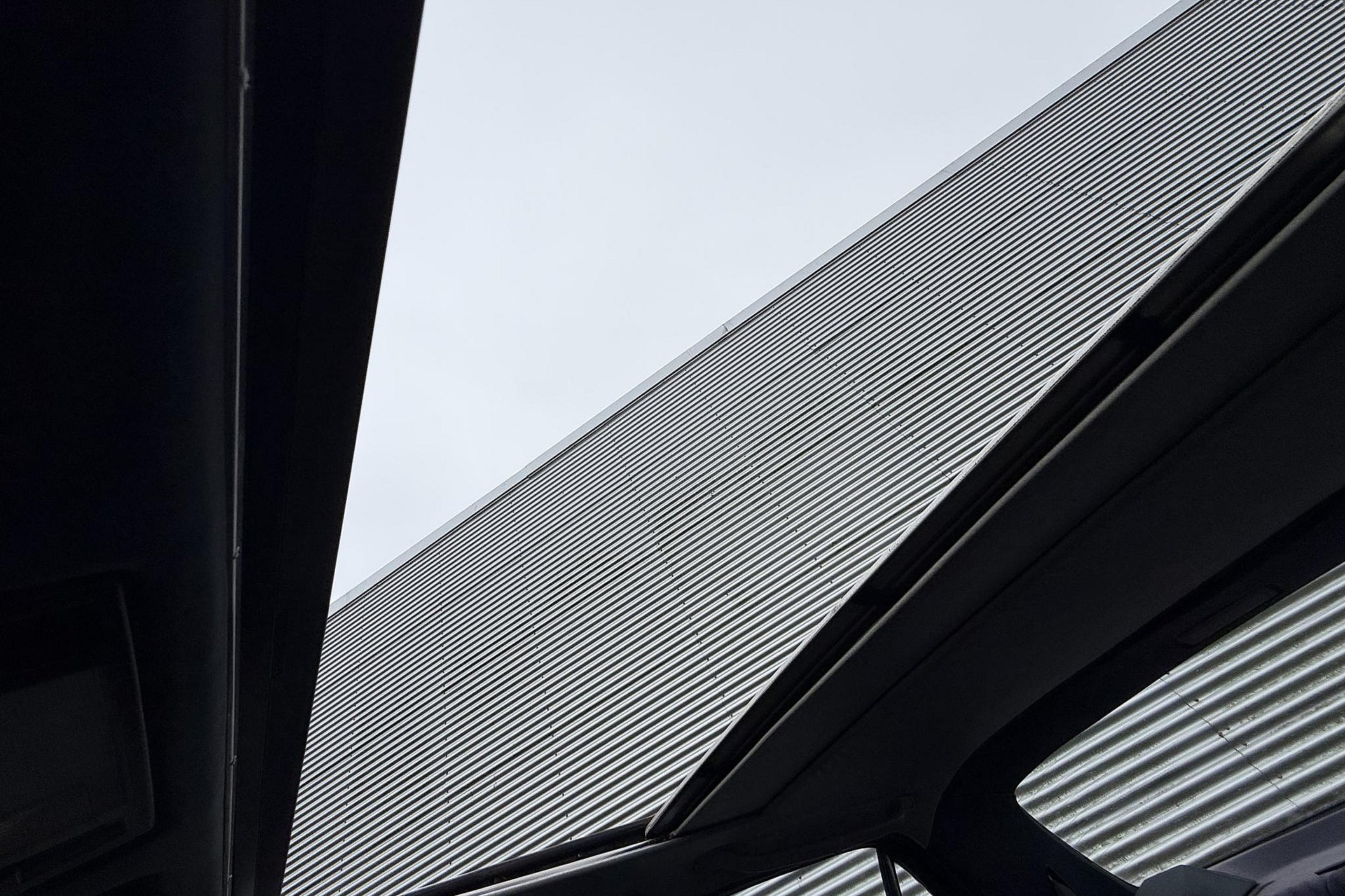 Mercedes-Benz 200-500 (W126)