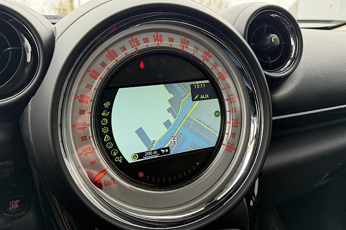 MINI Countryman 1.6 Cooper Chili , PANORAMADAK, HALF LEDER, CRUISE CONTROLE, NAVIGATIE, PDC ACHTER, 6 BAK, DUBBELE SLEUTELS, VOLLEDIG ONDERHOUDEN, BOEKJES AANWEZIG, RECENT POELIE EN SPANNERS VERNIEUWD, TOPAUTO MET VEEL MOOIE OPTIES