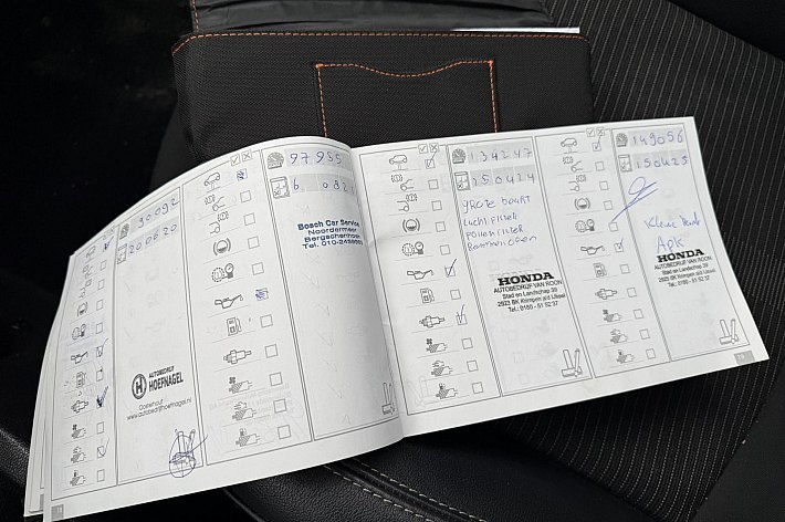 MINI Countryman 1.6 Cooper Chili , PANORAMADAK, HALF LEDER, CRUISE CONTROLE, NAVIGATIE, PDC ACHTER, 6 BAK, DUBBELE SLEUTELS, VOLLEDIG ONDERHOUDEN, BOEKJES AANWEZIG, RECENT POELIE EN SPANNERS VERNIEUWD, TOPAUTO MET VEEL MOOIE OPTIES