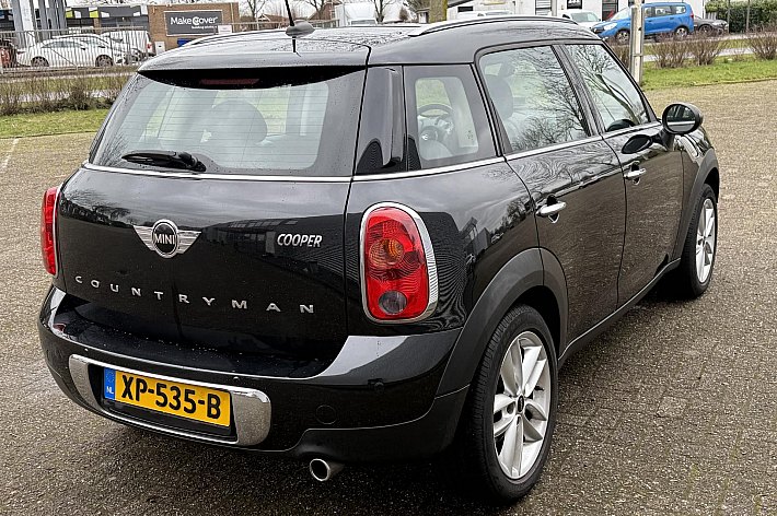 MINI Countryman 1.6 Cooper Chili , PANORAMADAK, HALF LEDER, CRUISE CONTROLE, NAVIGATIE, PDC ACHTER, 6 BAK, DUBBELE SLEUTELS, VOLLEDIG ONDERHOUDEN, BOEKJES AANWEZIG, RECENT POELIE EN SPANNERS VERNIEUWD, TOPAUTO MET VEEL MOOIE OPTIES