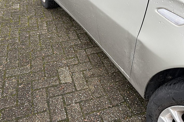 Alfa Romeo 147 1.6 T.Spark Veloce Collezione , LEDER, 125.977 KM N.A.P., AIRCO, CRUISE CONTROLE, TREKHAAK, RECENT NWE DISTRIBUTIE GEHAD, NWE AIRCO POMP, ALLE FACTUREN TOT AAN HEDEN AANWEZIG, BOEKJES, UNIEKE KM STAND, RIJDT SUPER, VOOR DE LIEFHEBBER!!!!