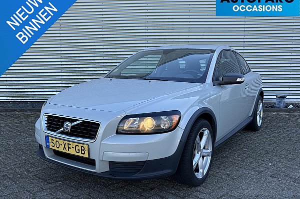 Volvo C30 1.8 Kinetic , VOLLEDIG ONDERHOUDEN, AIRCO, TREKHAAK, NETTE EN GOED RIJDENDE SPORTIVE C30, BOEKJES AANWEZIG, INRUIL MOGELIJK TEGEN HANDELSPRIJS, NIEUWE APK