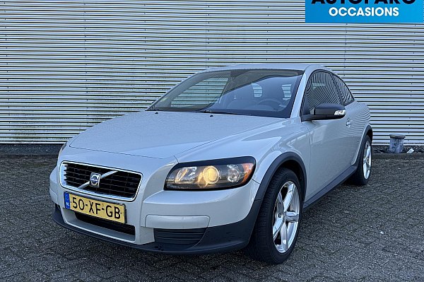 Volvo C30 1.8 Kinetic , VOLLEDIG ONDERHOUDEN, AIRCO, TREKHAAK, NETTE EN GOED RIJDENDE SPORTIVE C30, BOEKJES AANWEZIG, INRUIL MOGELIJK TEGEN HANDELSPRIJS, NIEUWE APK
