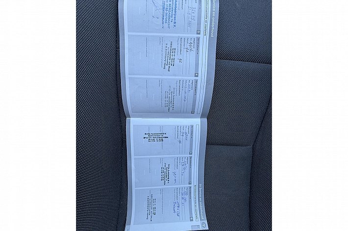 Volvo C30 1.8 Kinetic , VOLLEDIG ONDERHOUDEN, AIRCO, TREKHAAK, NETTE EN GOED RIJDENDE SPORTIVE C30, BOEKJES AANWEZIG, INRUIL MOGELIJK TEGEN HANDELSPRIJS, NIEUWE APK