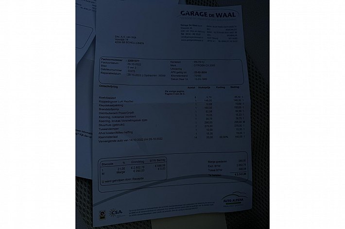 Citroën CX 2.0 , WEGENBELASTINGVRIJ, STUURBEKRACHTIGING, GOEDE HYDROLIEK, NIEUWE KOPPELING, NIEUWE DISTRIBUTIE, NIEUWE KERINGEN, NIEUWE MIDDENDEMPER, NIEUWE KRUKAS KERINGEN, NIEUWE MULTIRIEM, FACTUUR AANWEZIG, ORIGINELE KM 176.968 km TELLER 1 x ROND GEWEEST, NAP AAN