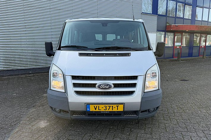 Ford Transit 300S 2.2 TDCI SHD , AIRCO, EURO 5, CRUISE CONTROLE, LAGE KM, KEURIG ONDERHOUDEN, EX-INVALDE, LIFT GAAT ER VOOR NL UIT, VOOR EXPORT BLIJFT HIJ ZITTEN, RIJDT GOED