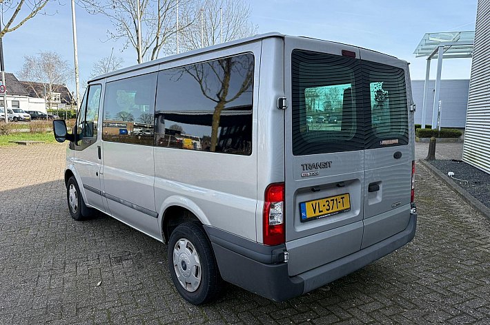 Ford Transit 300S 2.2 TDCI SHD , AIRCO, EURO 5, CRUISE CONTROLE, LAGE KM, KEURIG ONDERHOUDEN, EX-INVALDE, LIFT GAAT ER VOOR NL UIT, VOOR EXPORT BLIJFT HIJ ZITTEN, RIJDT GOED