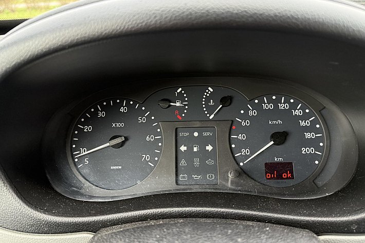Renault Kangoo Express 1.5 dCi 80 Grand Confort , 124.934 KM NAP, NET NIEUWE DISTRIBUTIE EN ONDERHOUD GEHAD, EX INVALIDE IDEAAL VOOR VERVOER SCOOTER OF MOTOREN, GORDELS ACHTER NIET MEER AANWEZIG DUS NIET GESCHIKT MEER VOOR ROLSTOELVERVOER