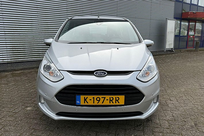 Ford B-MAX 1.0 EcoBoost Titanium , CLIMA, CRUISE CONTROLE,TREKHAAK,  ACHTERUITRIJ CAMERA, NAVI, PDC VOOR EN ACHTER, 100% ONDERHOUDEN, BOEKJES AANWEZIG, SUPER NETTE EN PERFECT RIJDENDE AUTO