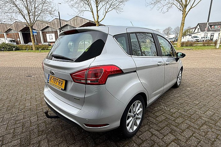 Ford B-MAX 1.0 EcoBoost Titanium , CLIMA, CRUISE CONTROLE,TREKHAAK,  ACHTERUITRIJ CAMERA, NAVI, PDC VOOR EN ACHTER, 100% ONDERHOUDEN, BOEKJES AANWEZIG, SUPER NETTE EN PERFECT RIJDENDE AUTO