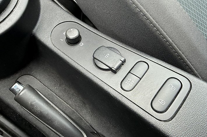 SEAT Altea XL 1.6 Clubstyle , AIRCO, CRUISE CONTROLE, TREKHAAK, ELECT RAMEN EN SPIEGELS, 173.381 KM NAP, BOEKJES , ZEER NETTE EN GOED RIJDENDE ALTEA XL, DISTRIBUTIE REEDS VERVANGEN