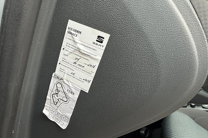 SEAT Altea XL 1.6 Clubstyle , AIRCO, CRUISE CONTROLE, TREKHAAK, ELECT RAMEN EN SPIEGELS, 173.381 KM NAP, BOEKJES , ZEER NETTE EN GOED RIJDENDE ALTEA XL, DISTRIBUTIE REEDS VERVANGEN