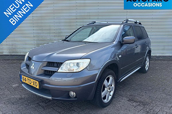 Mitsubishi Outlander Sport 2.4 Invite Scott 4WD , AUTOMAAT, AIRCO, CRUISE CONTROLE, PDC, RADIO/NAVIGATIE, 4X4, 4x ZGAN VREDESTEIN BANDEN, DISTRIBUTIE REEDS VERVANGEN, ZEER GOED RIJDENDE 4WD