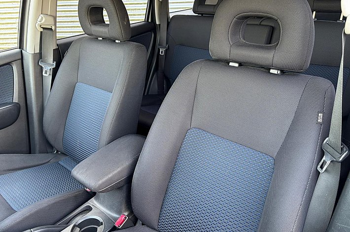 Mitsubishi Outlander Sport 2.4 Invite Scott 4WD , AUTOMAAT, AIRCO, CRUISE CONTROLE, PDC, RADIO/NAVIGATIE, 4X4, 4x ZGAN VREDESTEIN BANDEN, DISTRIBUTIE REEDS VERVANGEN, ZEER GOED RIJDENDE 4WD