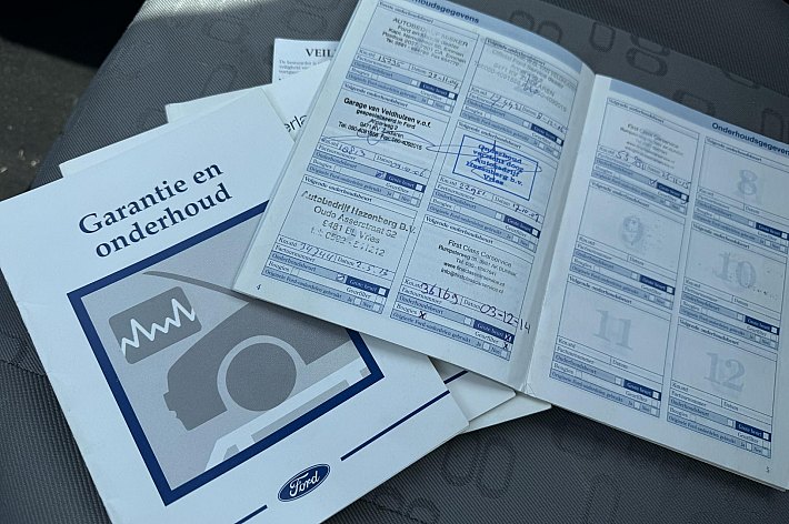 Ford Fiesta 1.4-16V Ambiente , AUTOMAAT, RIJDT GOED, INRUILER VOOR EEN KLEIN PRIJSJE, ZO MEENEMEN, NAKIJKEN EN PROEFRIJDEN GEEN PROBLEEM, GARANTIE GEEN. AUTO IS NIET SUPER NETJES