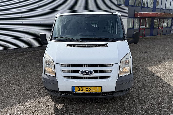 Ford Transit Kombi 300S 2.2 TDCi Ambiente 9 PERSOONS, AIRCO, CRUISE CONTROLE, 6 BAK, INVALIDE LIFT ( GEEN GORDELS VOOR EEN ROLSTOEL VAST TE ZETTEN ERBIJ, DUS NIET GESCHIKT MEER IN NL) EXPORT!!!!