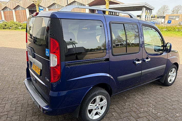 Fiat Doblò 1.4 Malibu , AIRCO, PDC, HOOGZITTER, 2x SCHUIFDEUR, BOEKJES, RIJDT EN SCHAKELT PERFECT, ZOEKT U VEEL RUIMTE, DAT HEEFT HIJ ZEKER