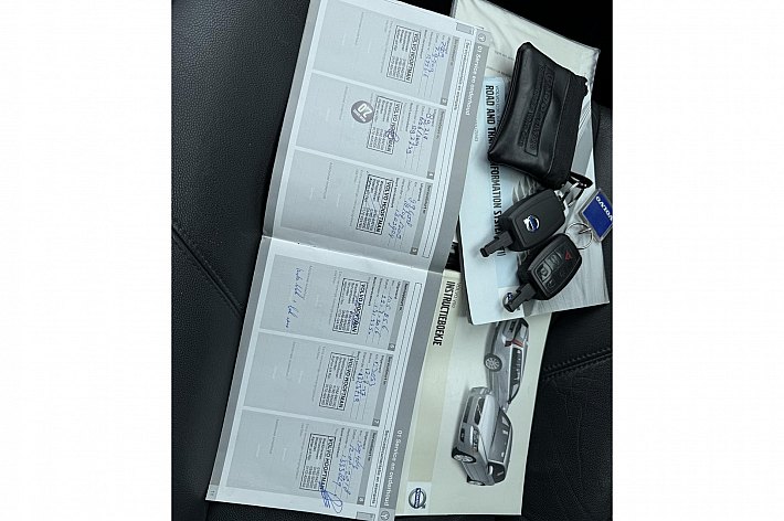 Volvo V50 2.4i Edition II , 100% DEALERONDERHOUDEN, LEER, AUTOMAAT, 170PK, NAVI, CRUISE CONTROLE, PDC, LM VELGEN, BOEKJES COMPLEET, EN VELE ANDERE OPTIES, 4x ELECTR RAMEN, ELECTR SPIEGELS, RIJDT EN SCHAKELT PERFECT,