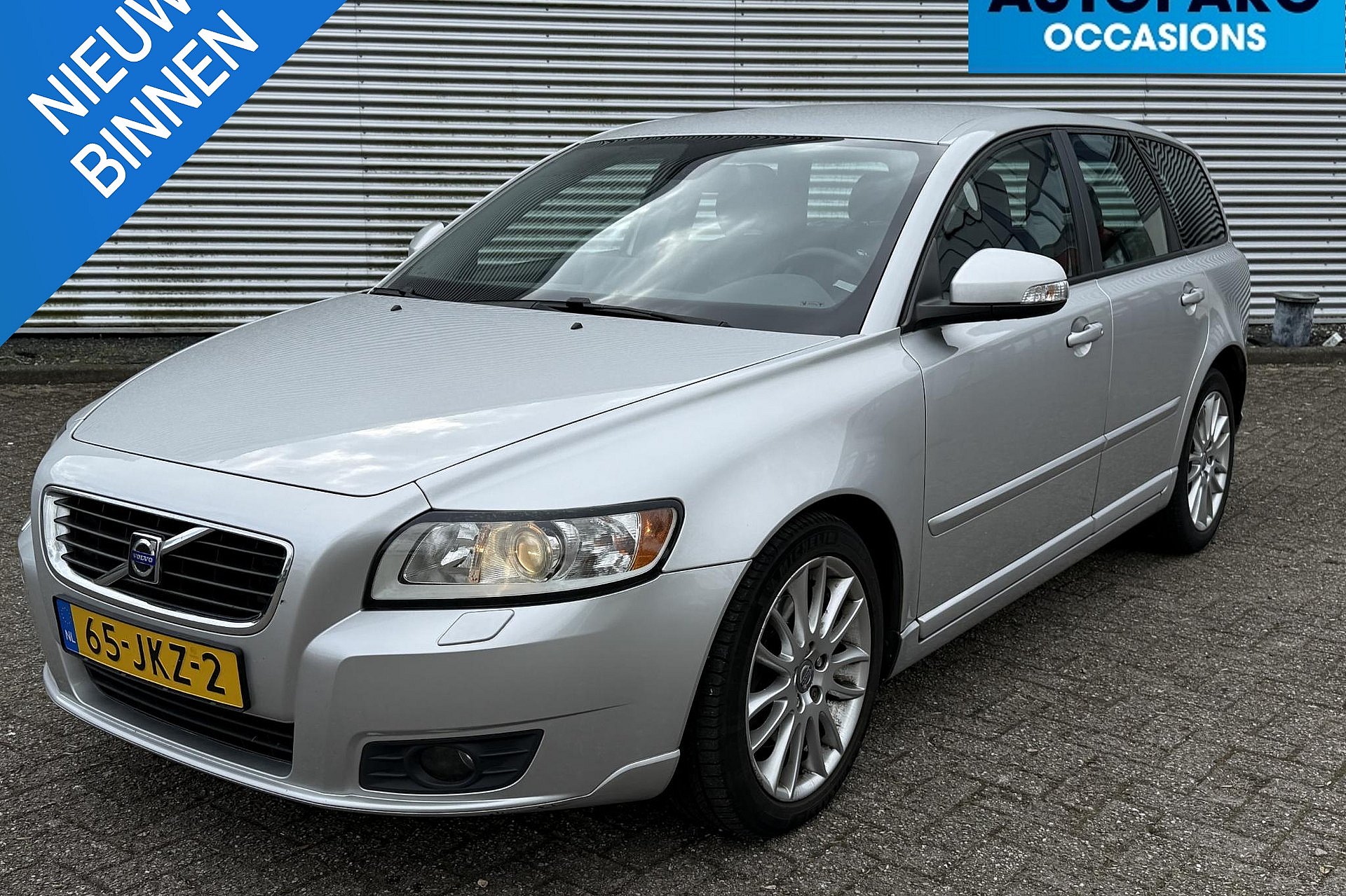 Volvo V50