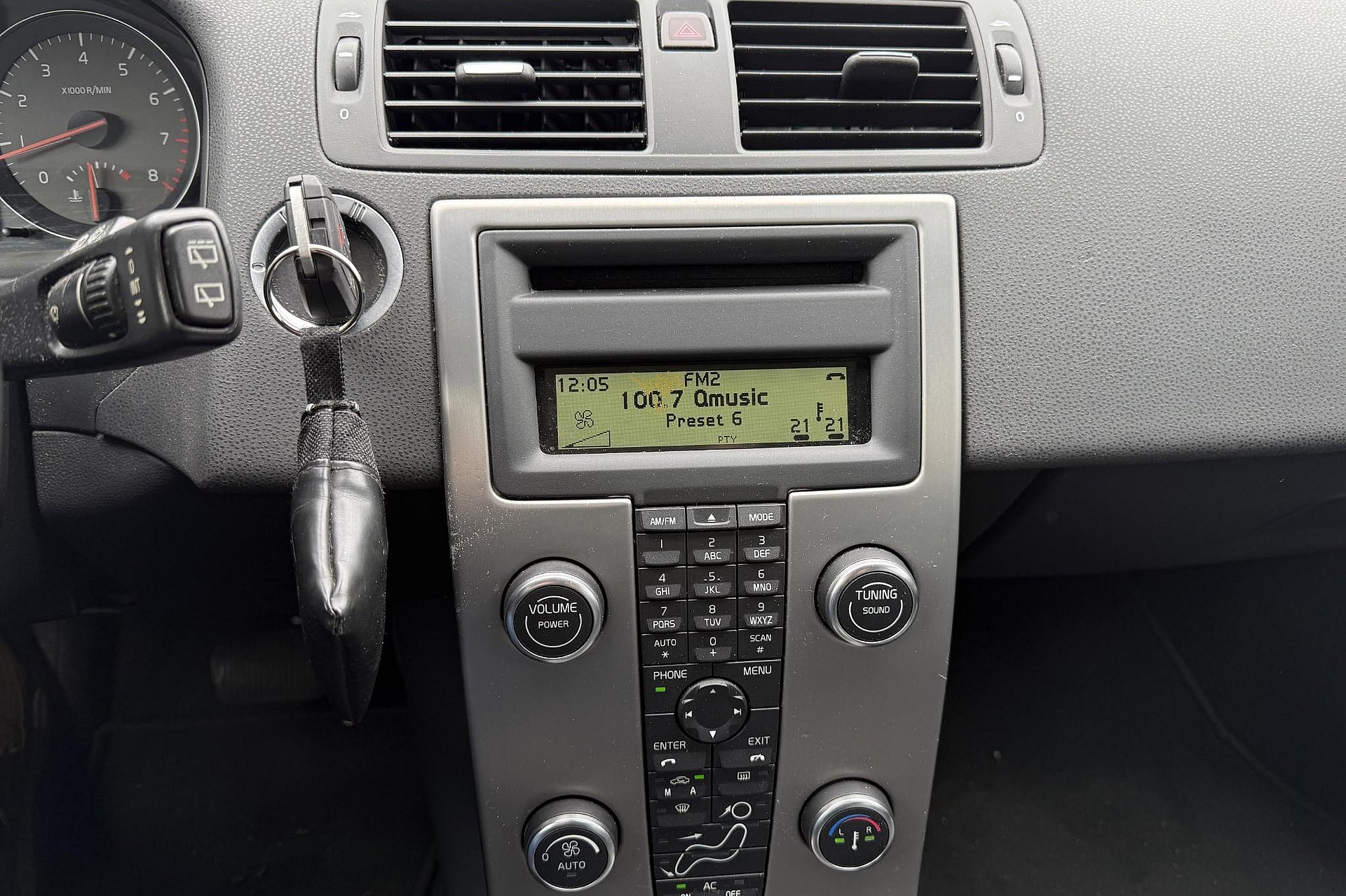 Volvo V50