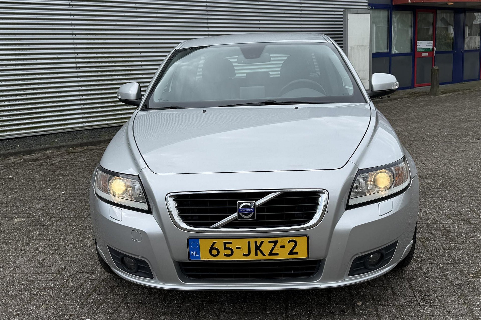 Volvo V50