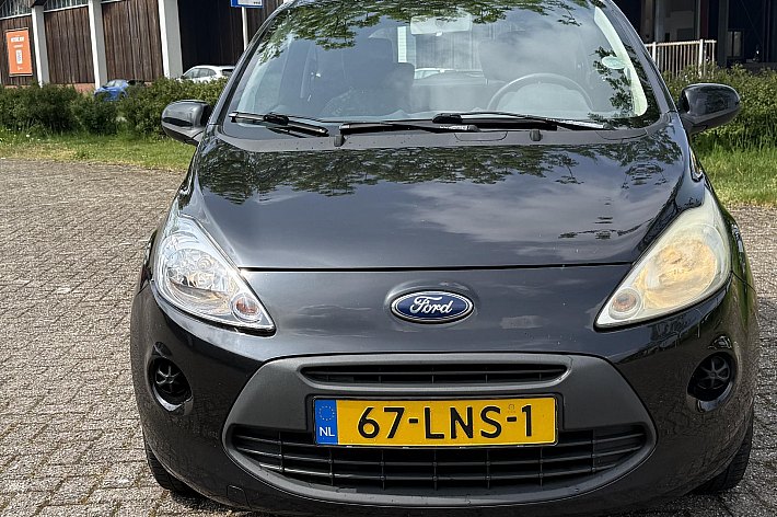 Ford Ka 1.2 Cool&Sound , AIRCO, ZEER NETJES, KEURIG ONDERHOUDEN, RIJDT PERFECT, BOEKJES, AIRCO STEENKOUD!