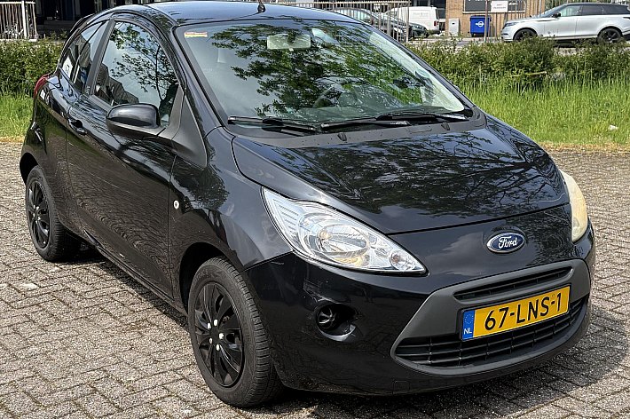 Ford Ka 1.2 Cool&Sound , AIRCO, ZEER NETJES, KEURIG ONDERHOUDEN, RIJDT PERFECT, BOEKJES, AIRCO STEENKOUD!