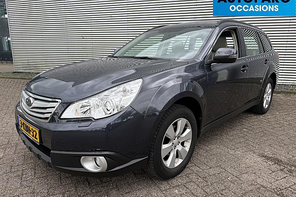 Subaru Outback 2.5i Executive , LEDER, CRUISE, AUTOMAAT, EXPORT/ HANDEL, NAVI,DEALERONDERHOUDEN, SCHUIFDAK, 4 WD, TREKHAAK, BOEKJES, ( schade rechter voorspatbord), RIJDT EN SCHAKELT PERFECT