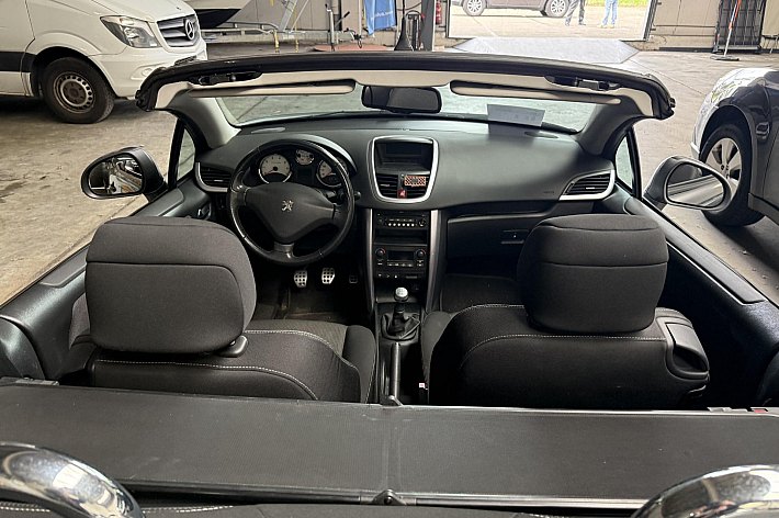Peugeot 207 CC 1.6 VTi AIRCO, SLECHTS 94.970 KM, INRUILER ZO MEENEMEN SPORTVELGEN, BOEKJES AANWEZIG, INRUIL MOGELIJK