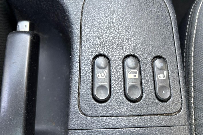 Nissan QASHQAI 2.0 Acenta , AUTOMAAT, CLIMA, PANORAMADAK, CRUISE CONTROLE, ACHTERUITRIJCAMERA, BOEKJES, RIJDT EN SCHAKELT SUPER