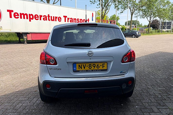 Nissan QASHQAI 2.0 Acenta , AUTOMAAT, CLIMA, PANORAMADAK, CRUISE CONTROLE, ACHTERUITRIJCAMERA, BOEKJES, RIJDT EN SCHAKELT SUPER