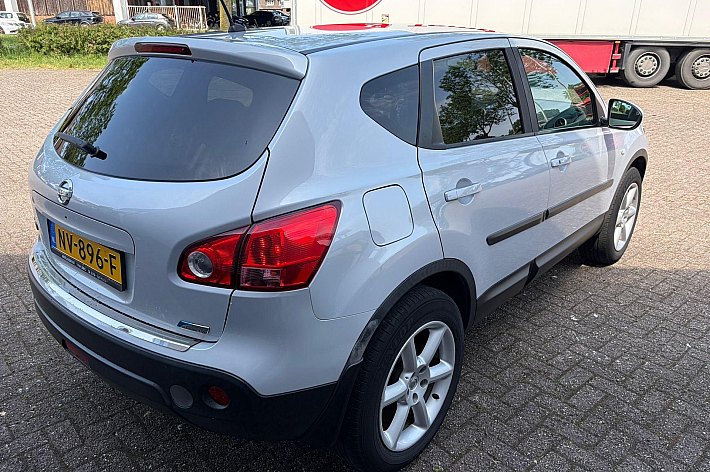 Nissan QASHQAI 2.0 Acenta , AUTOMAAT, CLIMA, PANORAMADAK, CRUISE CONTROLE, ACHTERUITRIJCAMERA, BOEKJES, RIJDT EN SCHAKELT SUPER