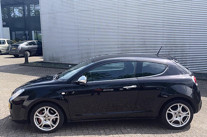 Alfa Romeo MiTo 1.4 T , AIRCO, SPORTSTOELEN, LM VELGEN, NWE DISTRIBUTIE, ALLE FACTUREN AANWEZIG, ZEER GOED RIJDENDE ALFA