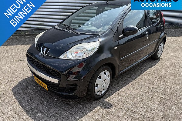 Peugeot 107 1.0-12V XS , 111.168 KM, 5 DRS, AIRCO, BOEKJES, KEURIG ONDERHOUDEN, GOED RIJDENDE 107 MET LAGE KM STAND