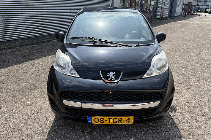 Peugeot 107 1.0-12V XS KIJK AUB ALLE FOTO'S, 111.168 KM, 5 DRS, AIRCO, BOEKJES, KEURIG ONDERHOUDEN, GOED RIJDENDE 107 MET LAGE KM STAND