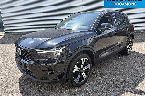Volvo XC40 T4 PHEV Ultimate Dark Design Aut. , PANORAMADAK. AUTOMAAT, BENZ HYBRIDE, HARMAN KARDON, PDC, CRUISE, AIRCO, ELECTR STOELEN, ELECTR ACHTERKLEP, ACHTERUITRIJCAMERA, EN NOG VEEL MEER…. 1 JAAR GARANTIE, BTW AUTO PRIJS IS INCL BTW