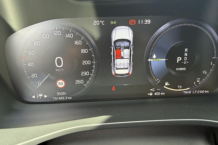 Volvo XC40 T4 PHEV Ultimate Dark Design Aut. , PANORAMADAK. AUTOMAAT, BENZ HYBRIDE, HARMAN KARDON, PDC, CRUISE, AIRCO, ELECTR STOELEN, ELECTR ACHTERKLEP, ACHTERUITRIJCAMERA, EN NOG VEEL MEER…. 1 JAAR GARANTIE, BTW AUTO PRIJS IS INCL BTW