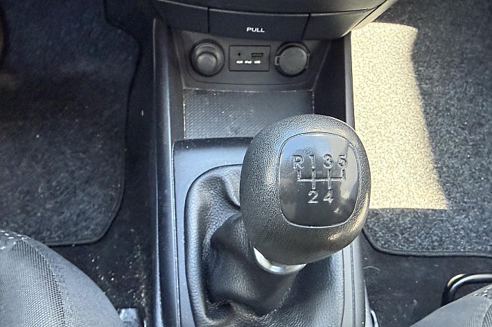 Hyundai I30 CW 1.4i i-Drive Cool , AIRCO, TREKHAAK, BOEKJES, KEURIG ONDERHOUDEN, NETTE EN SPORTIEVE AUTO, NWE APK BIJ AFLEVERING