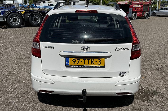 Hyundai I30 CW 1.4i i-Drive Cool , AIRCO, TREKHAAK, BOEKJES, KEURIG ONDERHOUDEN, NETTE EN SPORTIEVE AUTO, NWE APK BIJ AFLEVERING