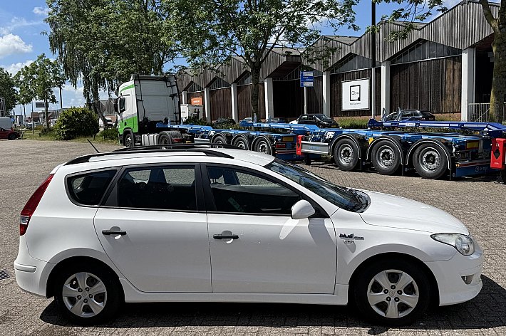 Hyundai I30 CW 1.4i i-Drive Cool , AIRCO, TREKHAAK, BOEKJES, KEURIG ONDERHOUDEN, NETTE EN SPORTIEVE AUTO, NWE APK BIJ AFLEVERING
