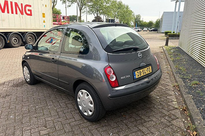 Nissan Micra 1.2 Visia , AIRCO, ELECTR RAMEN, PARROT, GOED ONDERHOUDEN, BOEKJES AANWEZIG, RIJDT GOED, DAK VERKLEURT DOOR DE ZON, VERDER NETTE AUTO