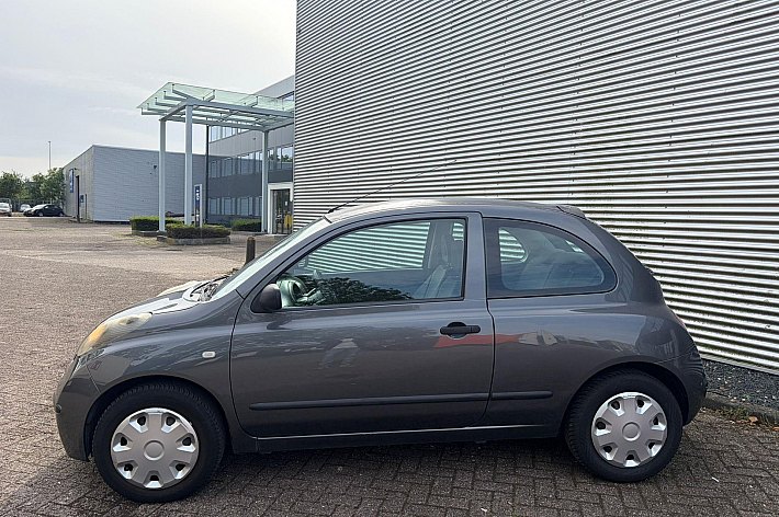 Nissan Micra 1.2 Visia , AIRCO, ELECTR RAMEN, PARROT, GOED ONDERHOUDEN, BOEKJES AANWEZIG, RIJDT GOED, DAK VERKLEURT DOOR DE ZON, VERDER NETTE AUTO
