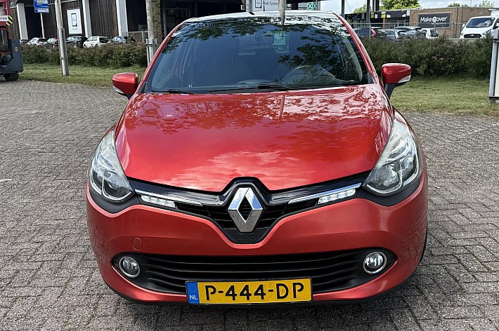 Renault Clio 1.2 Night & Day ,PANORAMADAK, AIRCO, CRUISE CONTROLE, NAVI, BOEKJES AANWEZIG, RIJDT SUPER