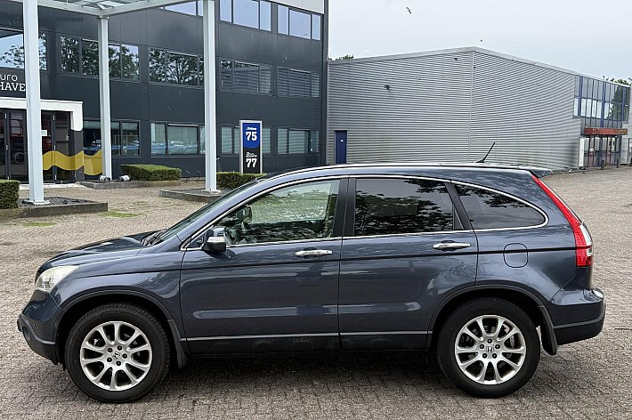 Honda CR-V 2.0i Executive , AIRCO, CRUISE, 4WD, LEDER, 6 BAK, PANO, 1e EIGENAAR, DEALERONDERHOUDEN, BOEKJES AANWEZIG