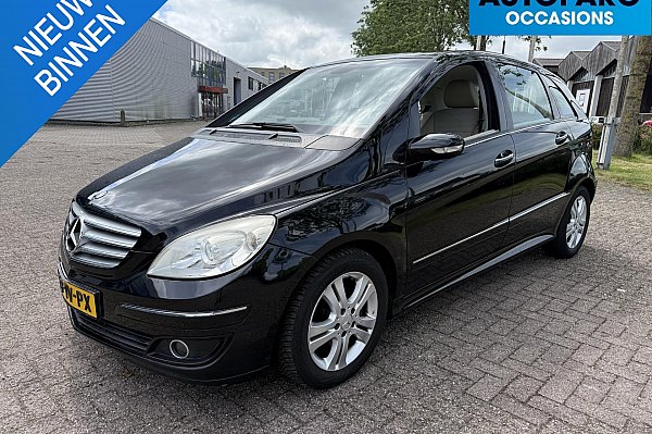 Mercedes-Benz B-Klasse 170 , AUTOMAAT, AIRCO, HALF LEDER, ACHTERUITRIJCAMERA, NAVI, 181.305 KM, BOEKJES, ELECTRISCHE RAMEN.