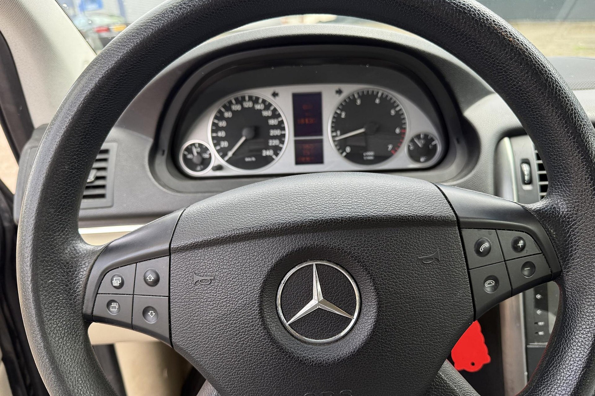 Mercedes-Benz B-Klasse