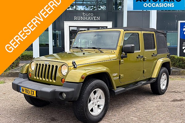 Jeep Wrangler Unlimited 3.8 Sahara , CRUISE CONTROLE, 4WD, AUTOMAAT, TREKHAAK, AIRCO, HARD EN SOFTTOP !, ONDERHOUDEN BIJ DE HAI, LAATSTE ONDERHOUD 9-2025 T.W.V. 3746,= EURO, RIJDT EN SCHAKELT ALS NIEUW, SUPER NETTE AUTO