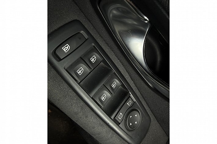 Renault Mégane Estate 1.6 Dynamique E85 , AIRCO/CLIMA, 6 BAK, 2 KEYCARDS, CRUISE CONTROLE, CAMERA, NAVI, ELECTR RAMEN 4X, KEYLESS, BOEKJES AANWEZIG