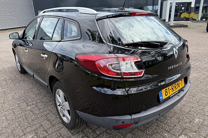 Renault Mégane Estate 1.6 Dynamique E85 , AIRCO/CLIMA, 6 BAK, 2 KEYCARDS, CRUISE CONTROLE, CAMERA, NAVI, ELECTR RAMEN 4X, KEYLESS, BOEKJES AANWEZIG