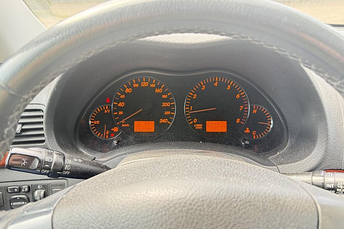 Toyota Avensis wagon 2.0 VVTi Linea Sol , AUTOMAAT, AIRCO, CRUISE CONTROLE, TREKHAAK, 4 ELEKTRISCHE RAMEN, RIJDT EN SCHAKELT TOP, VOOR DE LIEFHEBBER OF EXPORT, AUTO ZELF WASSEN